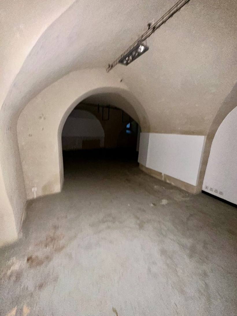 Local 75m²