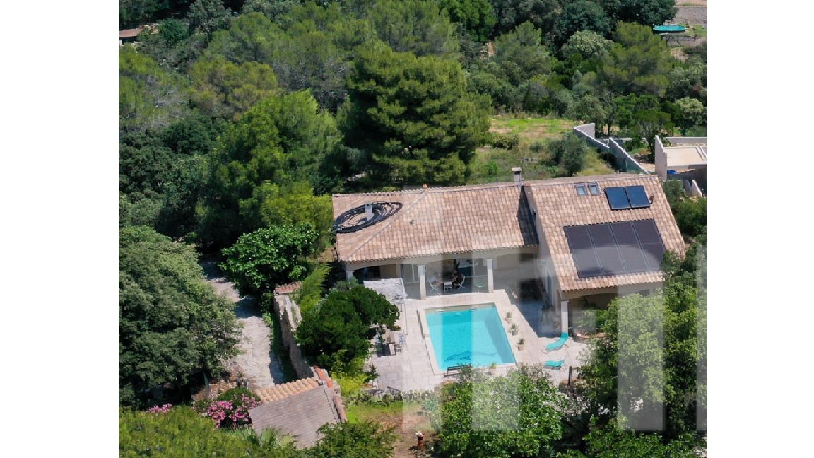 Maison 5 pièces 500 m² · à Nîmes · 500 m² · 990 000 €