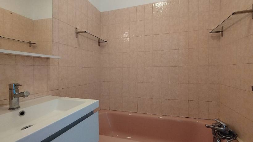 Appartement F3 traversant – Rue de Vérone, Nîmes (30000)