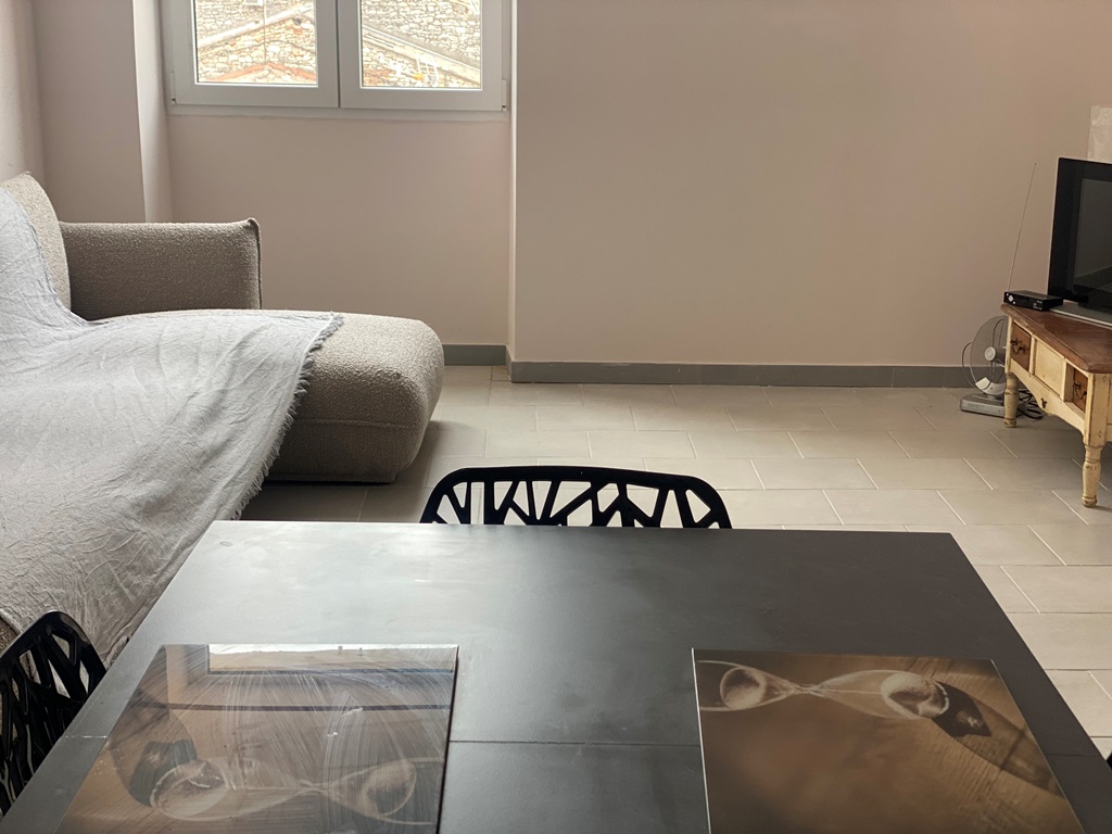 Colocation: chambre centre Nimes