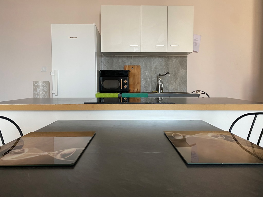 Colocation: chambre centre Nimes