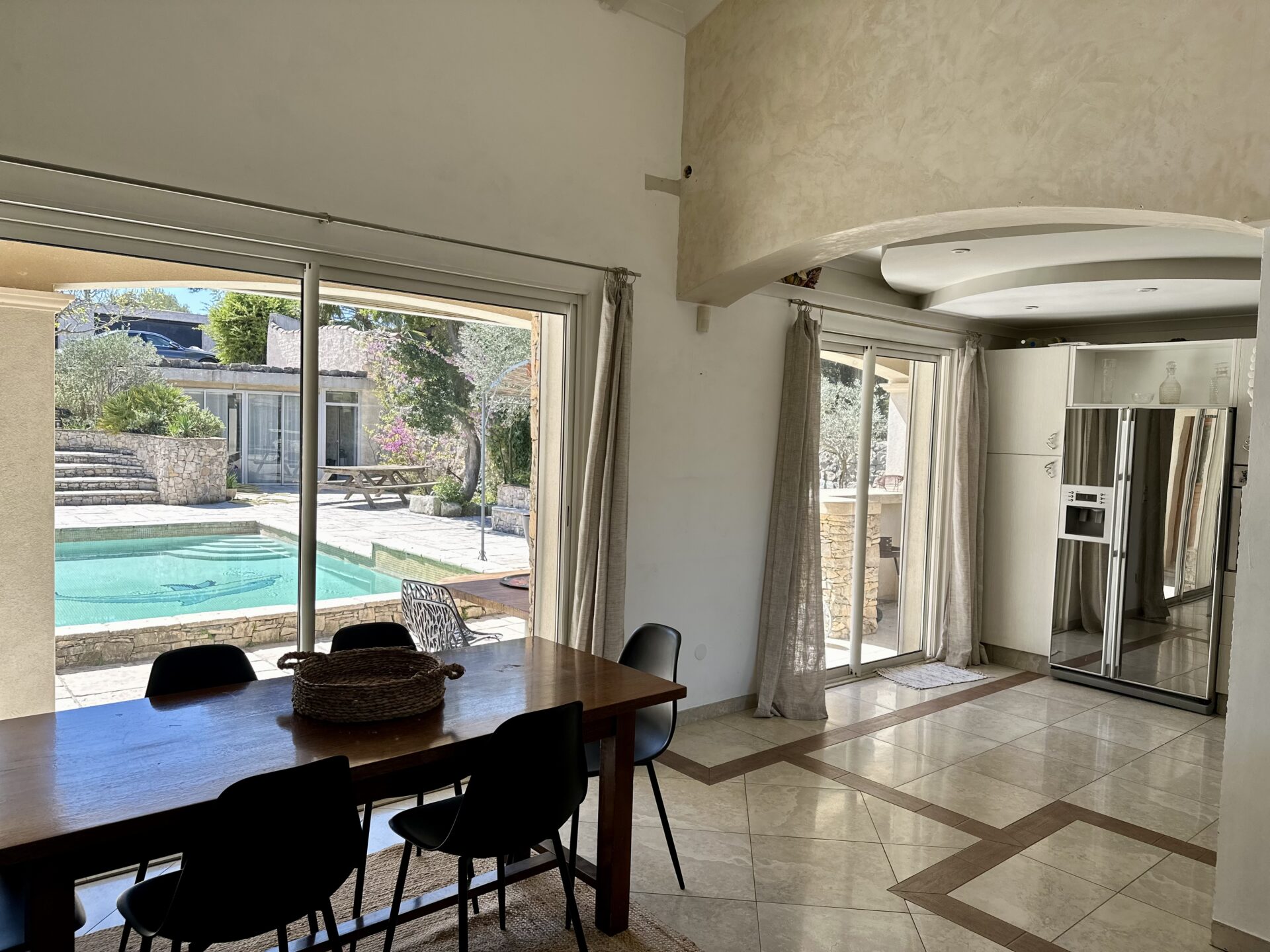Villa a Nimes avec un terrain constructible