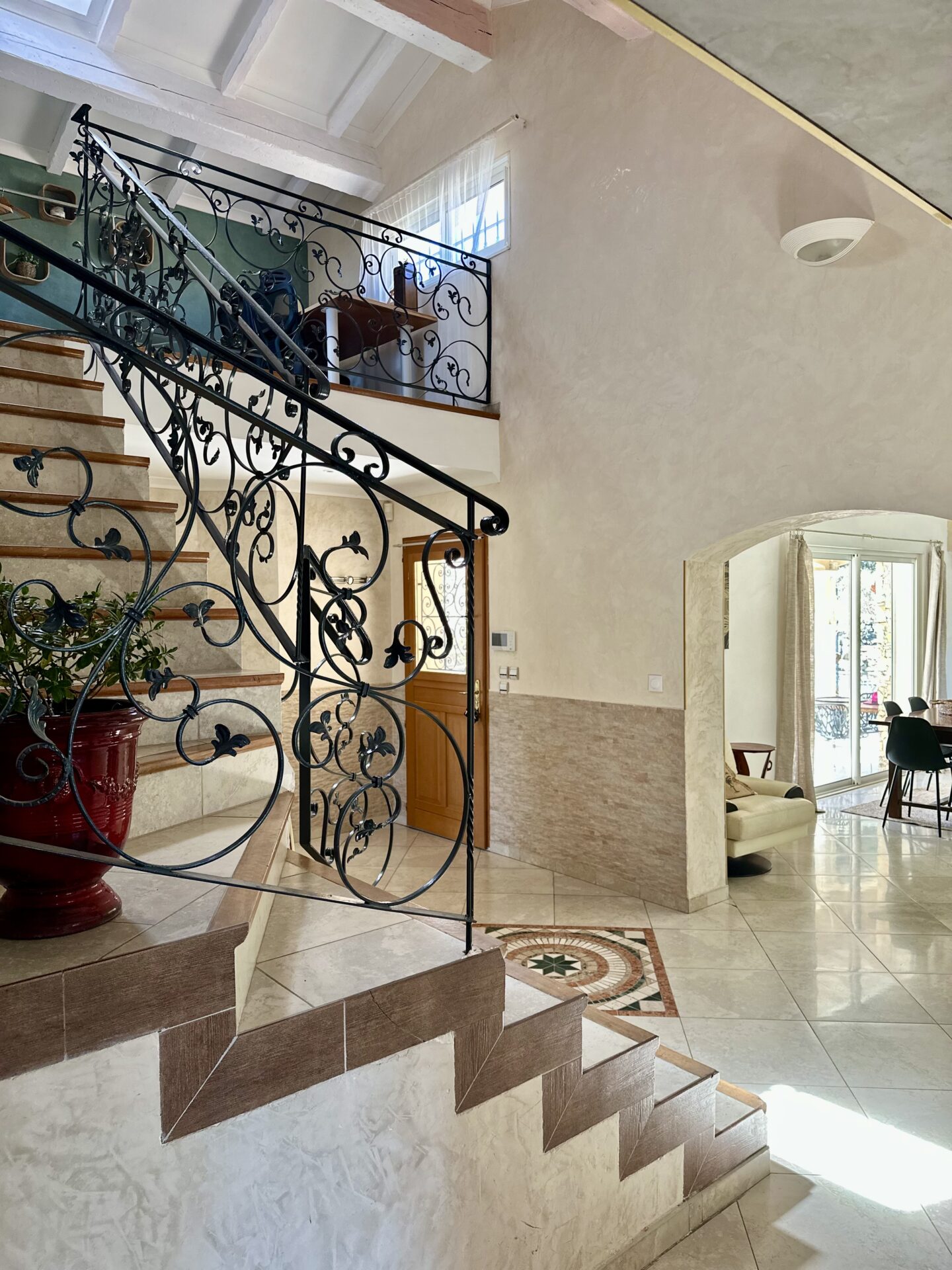 Villa a Nimes avec un terrain constructible