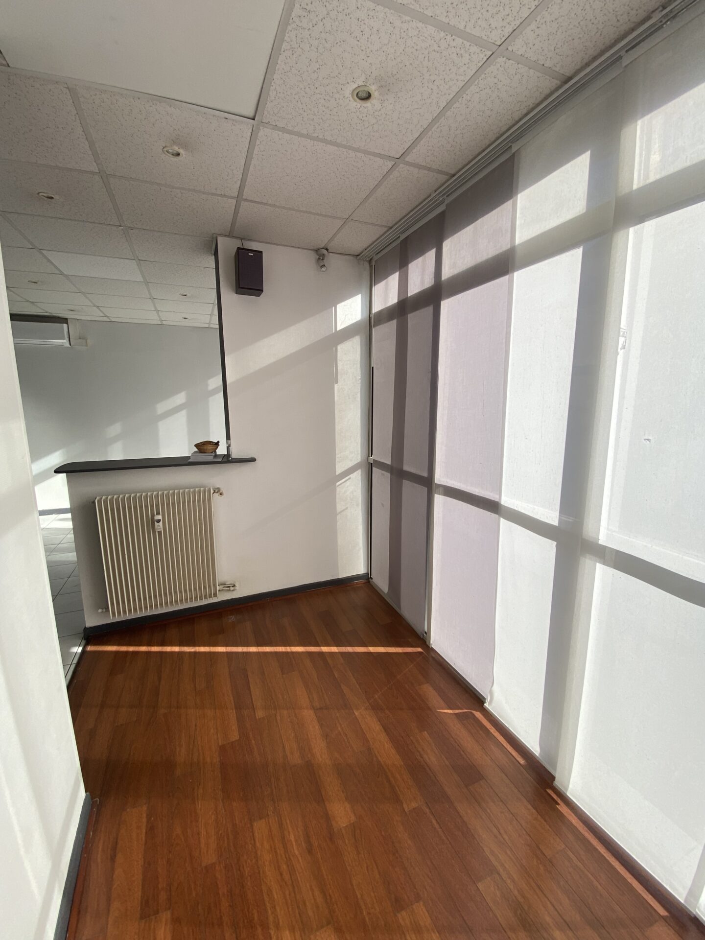 À LOUER – Local professionnel 80 m² – Avenue Georges Pompidou, Nîmes