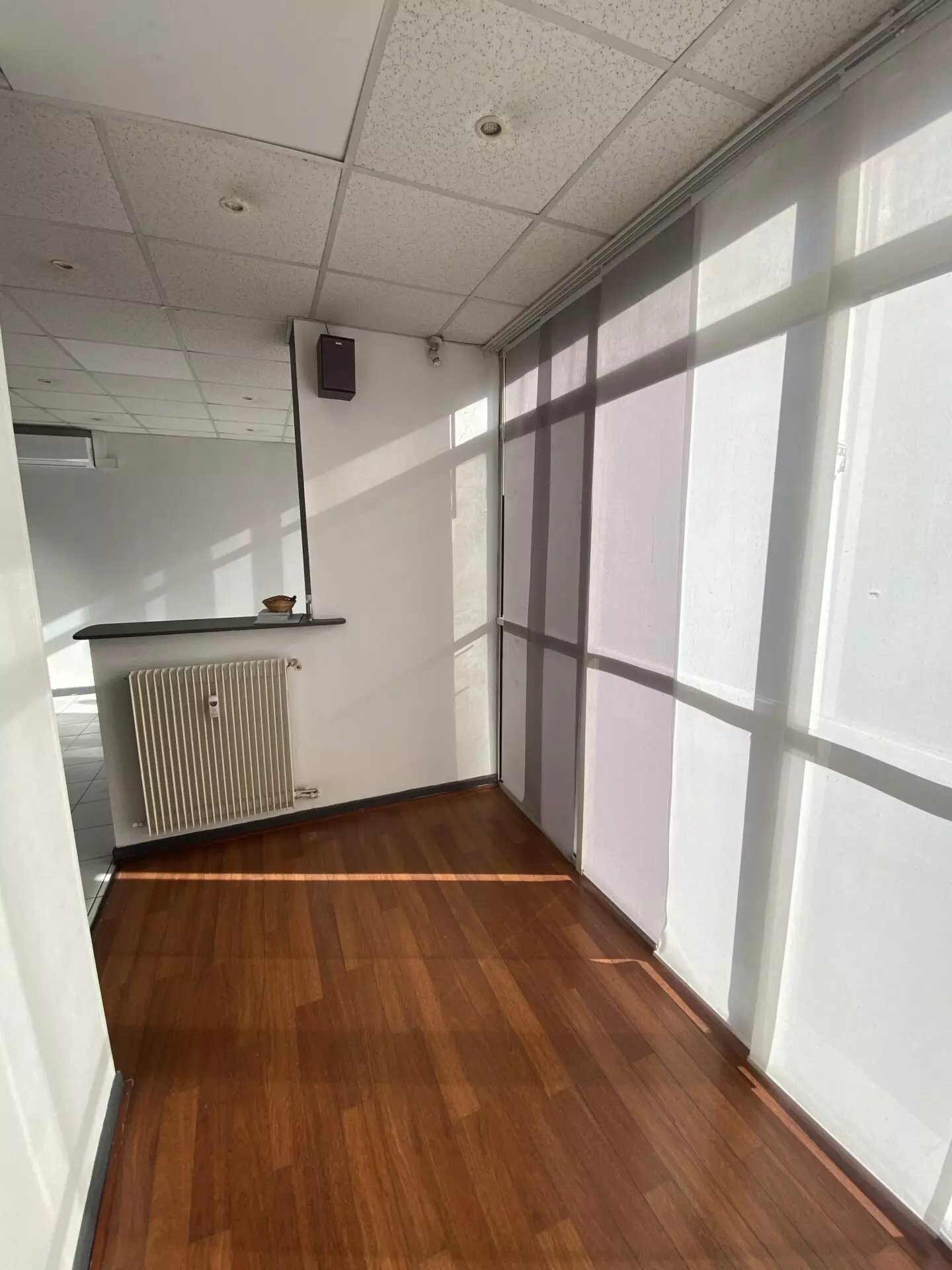 À LOUER – Local professionnel 80 m² – Avenue Georges Pompidou, Nîmes