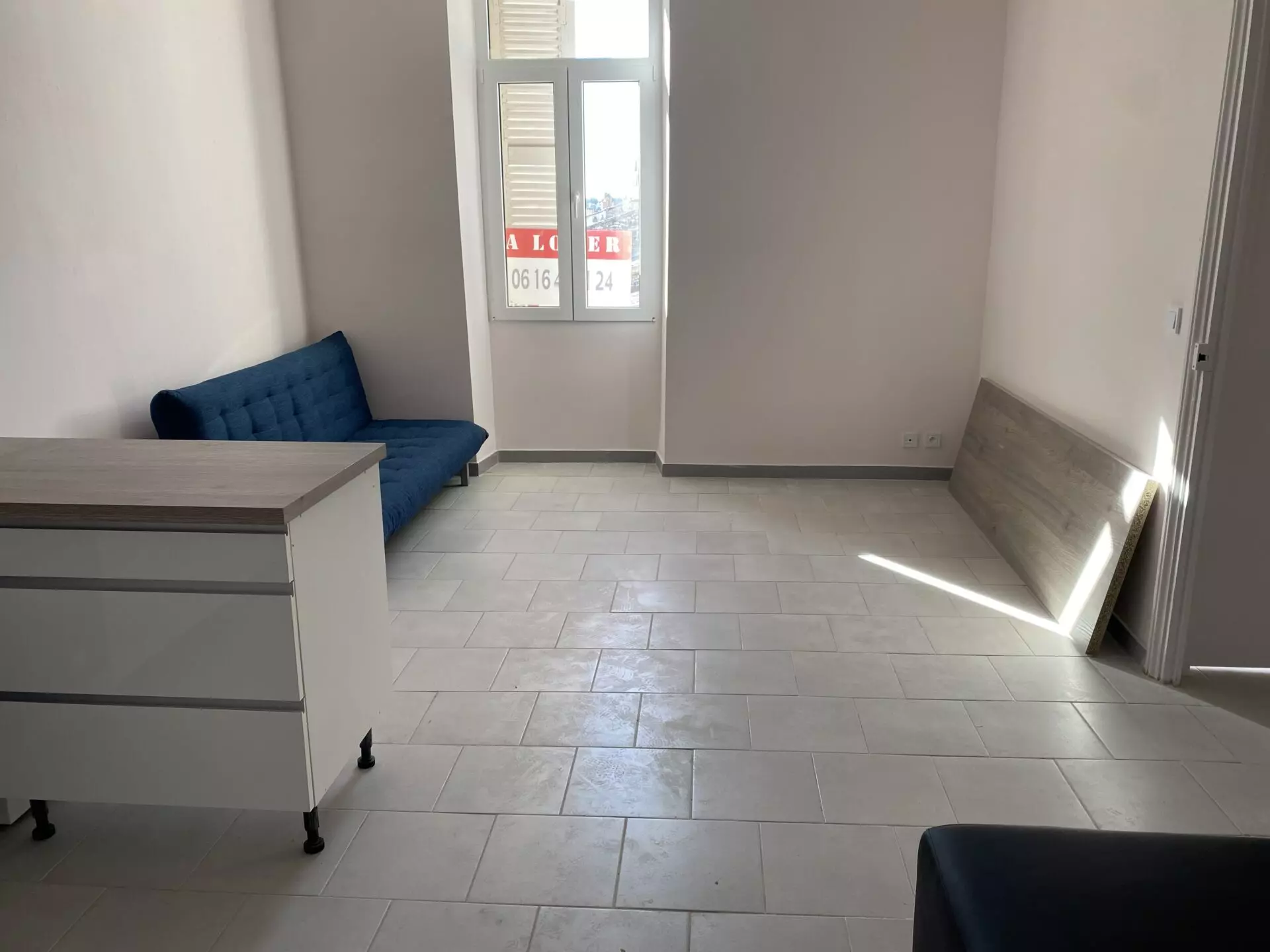 Location Chambre 10m² centre Nimes