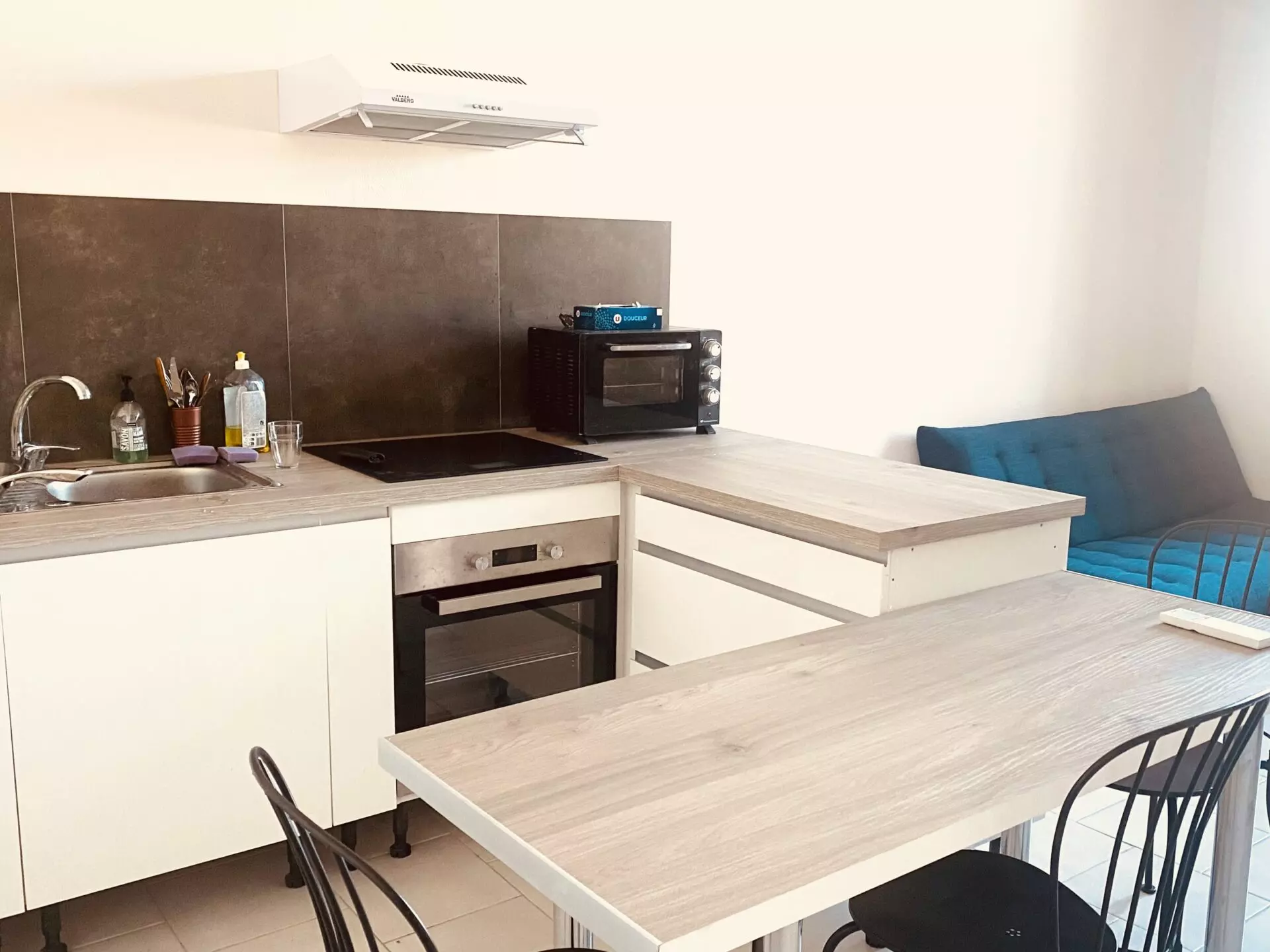 Location Chambre 10m² centre Nimes