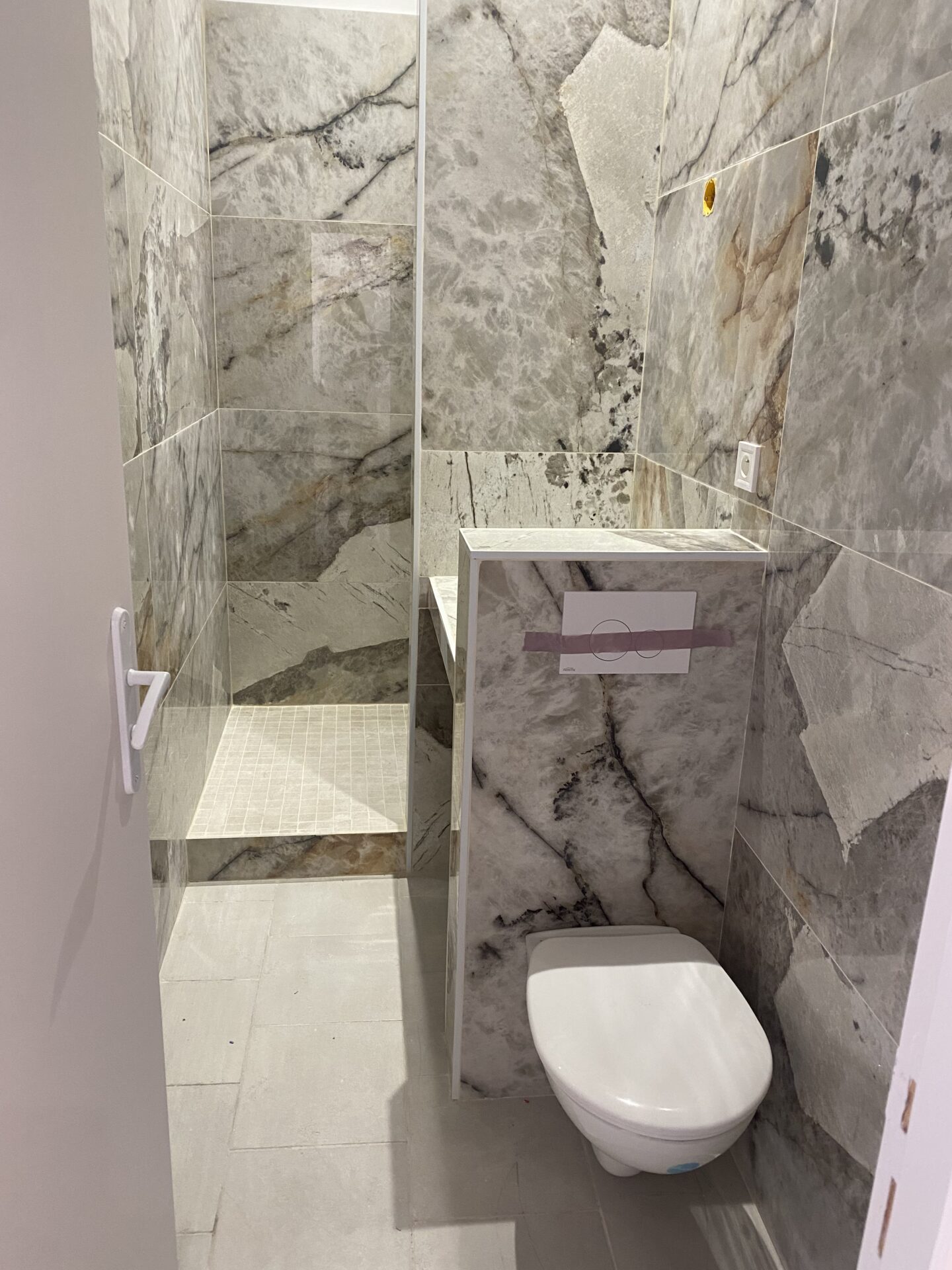 Location Chambre 10m² centre Nimes